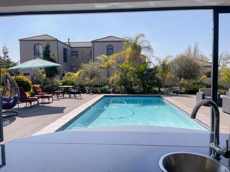 7 Bedroom Property for Sale in Midstream Hill Gauteng