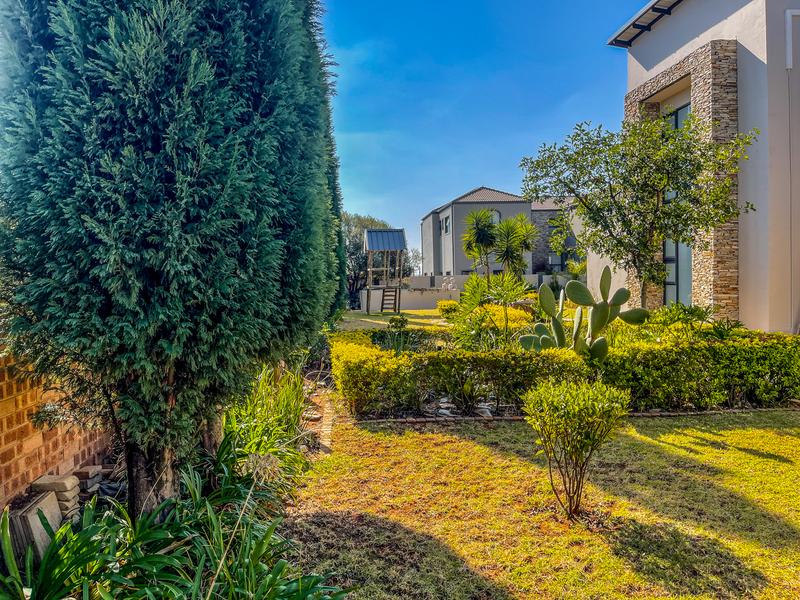 7 Bedroom Property for Sale in Midstream Hill Gauteng