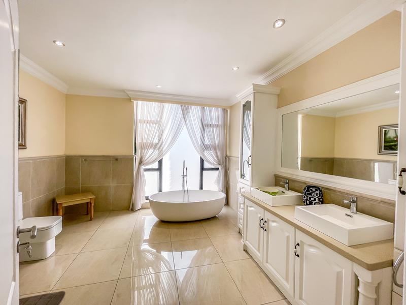 7 Bedroom Property for Sale in Midstream Hill Gauteng