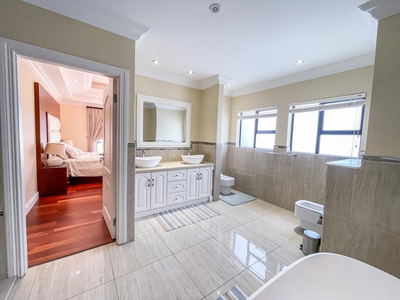 7 Bedroom Property for Sale in Midstream Hill Gauteng