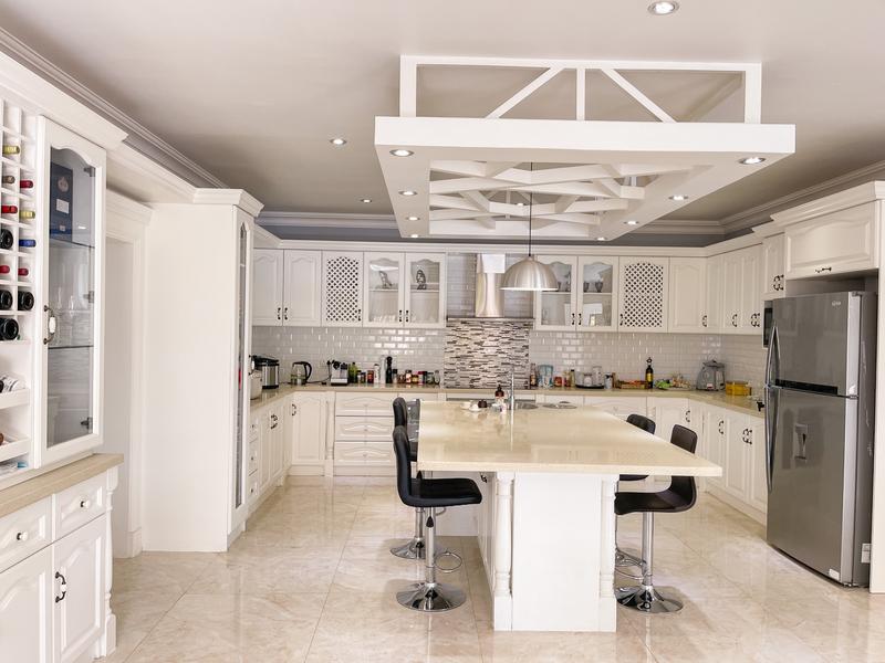 7 Bedroom Property for Sale in Midstream Hill Gauteng