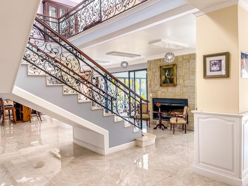 7 Bedroom Property for Sale in Midstream Hill Gauteng