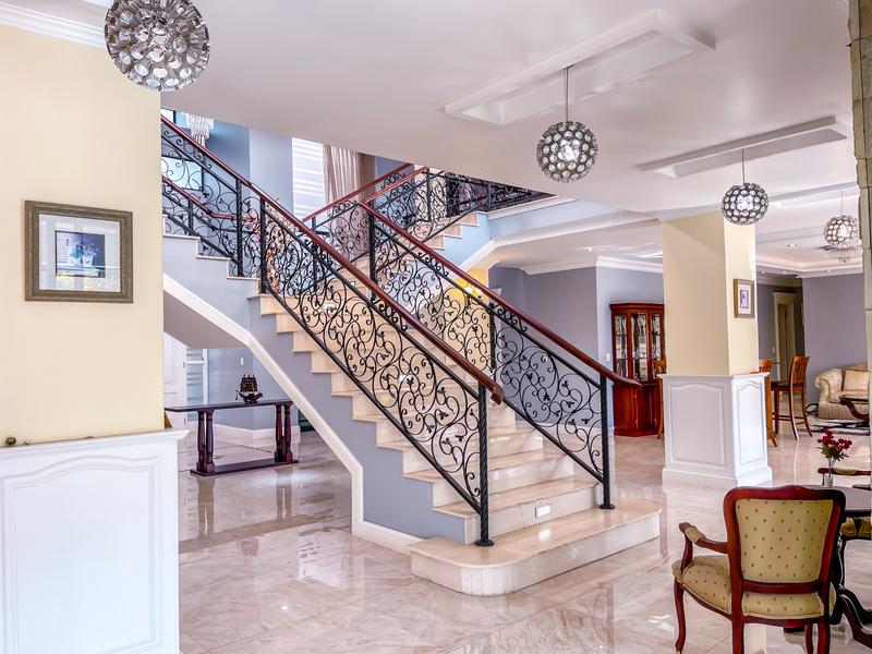 7 Bedroom Property for Sale in Midstream Hill Gauteng