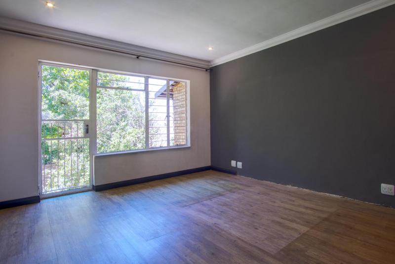 4 Bedroom Property for Sale in Victory Park Gauteng