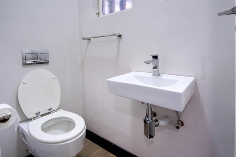 4 Bedroom Property for Sale in Victory Park Gauteng