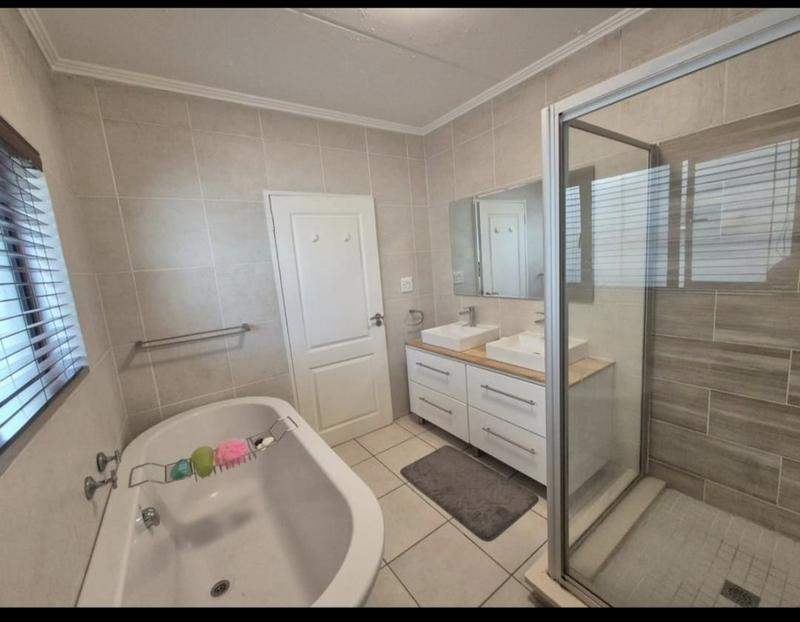 To Let 2 Bedroom Property for Rent in Solheim Gauteng