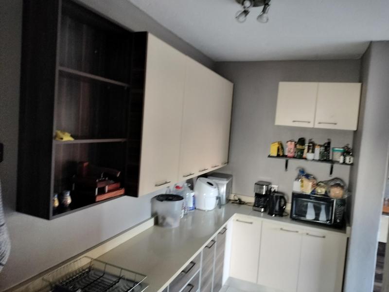 To Let 4 Bedroom Property for Rent in Pierre Van Ryneveld Gauteng