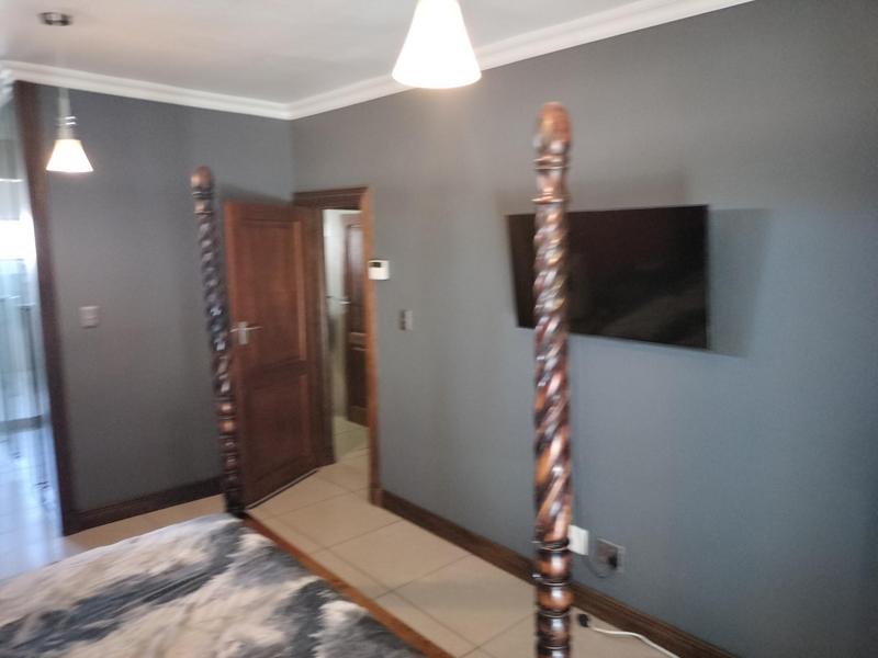 To Let 4 Bedroom Property for Rent in Pierre Van Ryneveld Gauteng