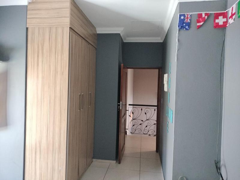 To Let 4 Bedroom Property for Rent in Pierre Van Ryneveld Gauteng
