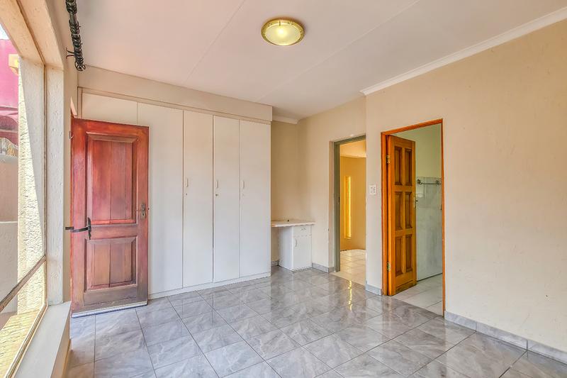 3 Bedroom Property for Sale in Suideroord Gauteng