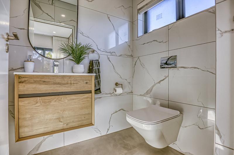 3 Bedroom Property for Sale in Hurlingham Gauteng