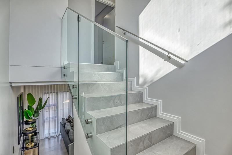 3 Bedroom Property for Sale in Hurlingham Gauteng