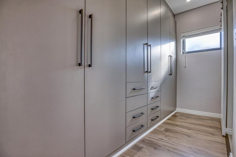 3 Bedroom Property for Sale in Hurlingham Gauteng