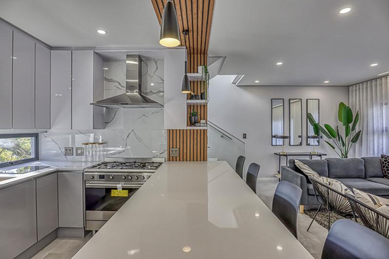 3 Bedroom Property for Sale in Hurlingham Gauteng