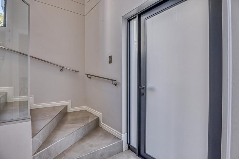 3 Bedroom Property for Sale in Hurlingham Gauteng