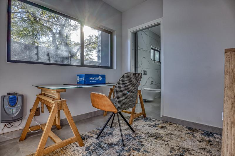 3 Bedroom Property for Sale in Hurlingham Gauteng