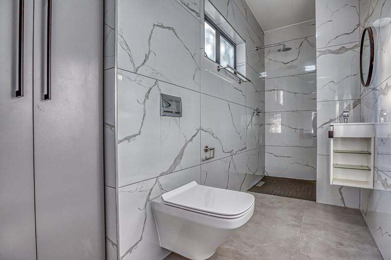 3 Bedroom Property for Sale in Hurlingham Gauteng