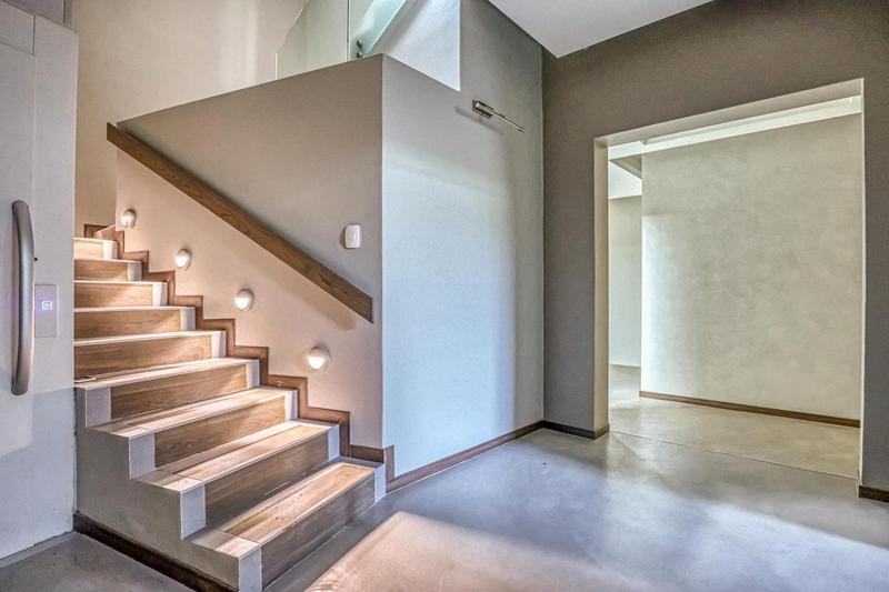 4 Bedroom Property for Sale in Waterkloof Ridge Gauteng