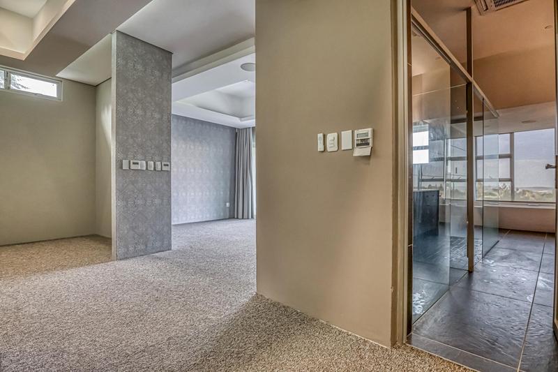 4 Bedroom Property for Sale in Waterkloof Ridge Gauteng