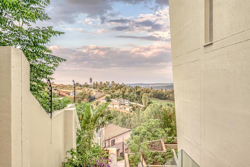 4 Bedroom Property for Sale in Waterkloof Ridge Gauteng