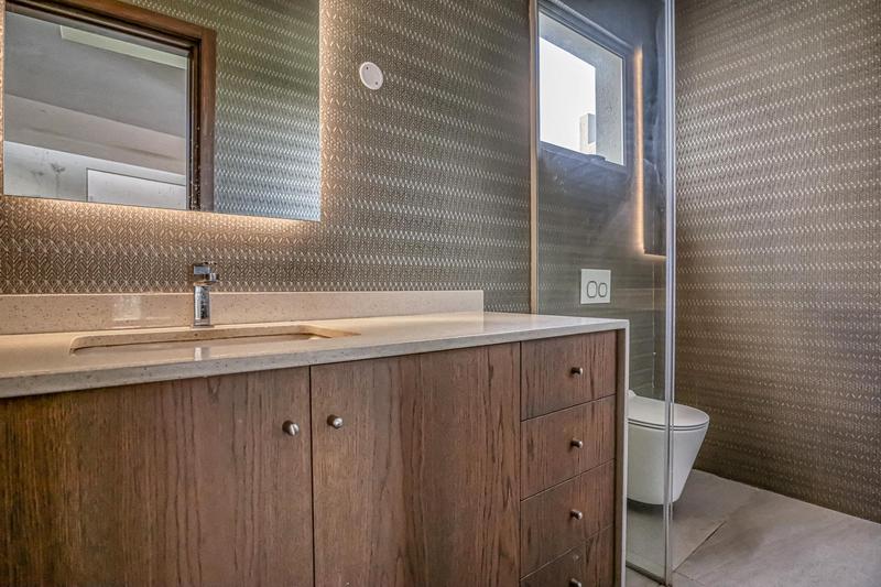 4 Bedroom Property for Sale in Waterkloof Ridge Gauteng