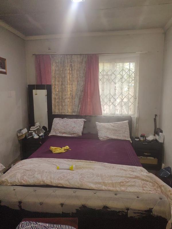 2 Bedroom Property for Sale in Chiawelo Gauteng