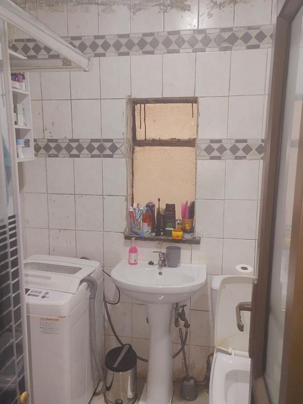 2 Bedroom Property for Sale in Chiawelo Gauteng