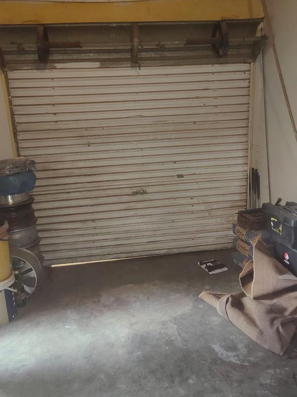 2 Bedroom Property for Sale in Chiawelo Gauteng