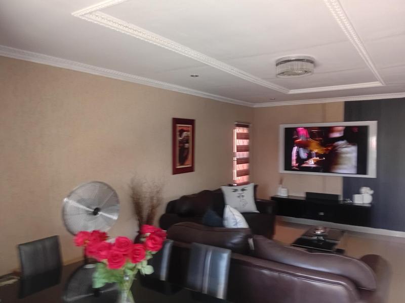 2 Bedroom Property for Sale in Soshanguve XX Gauteng