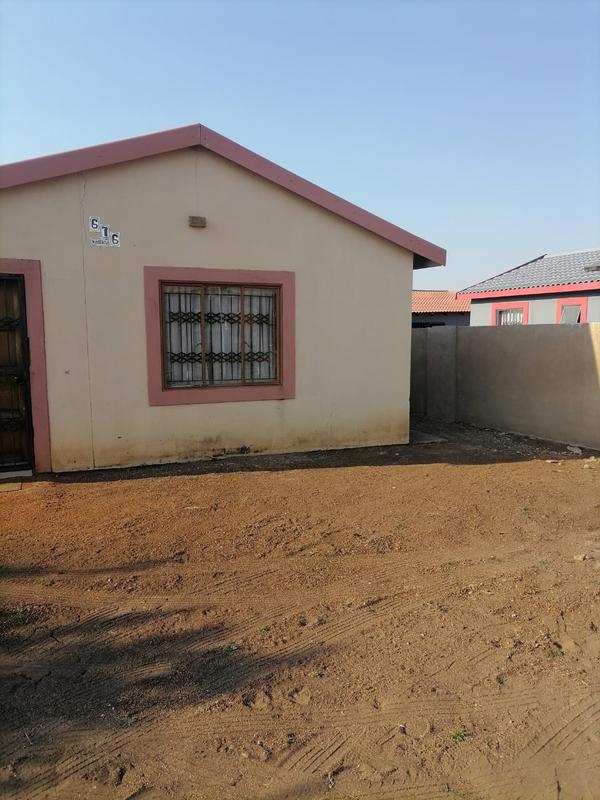 2 Bedroom Property for Sale in Soshanguve YY Gauteng