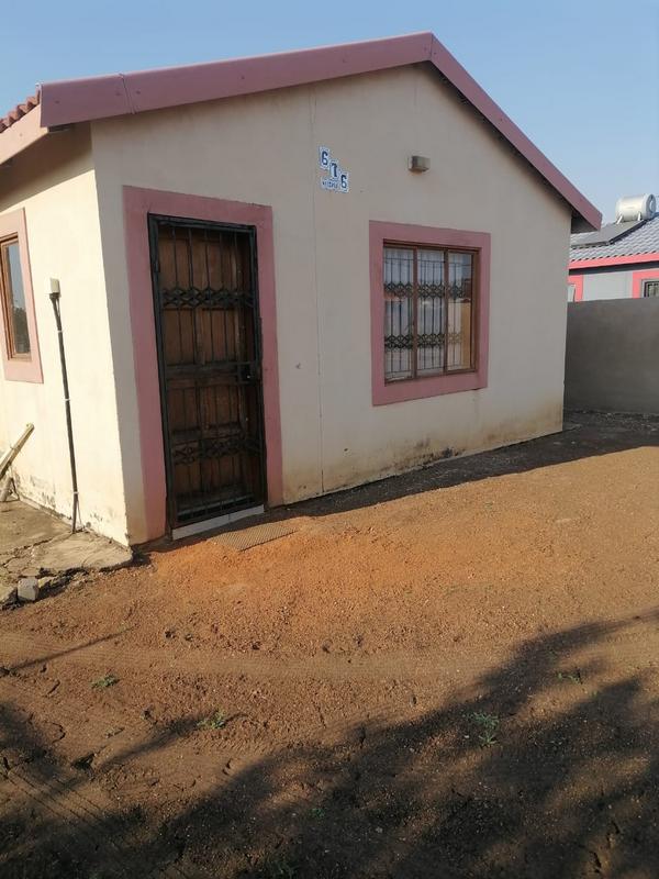 2 Bedroom Property for Sale in Soshanguve YY Gauteng