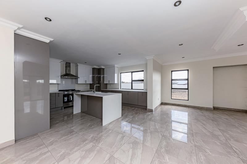 To Let 4 Bedroom Property for Rent in Lanseria Gauteng