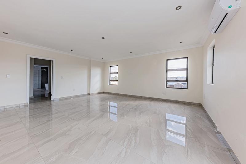 To Let 4 Bedroom Property for Rent in Lanseria Gauteng