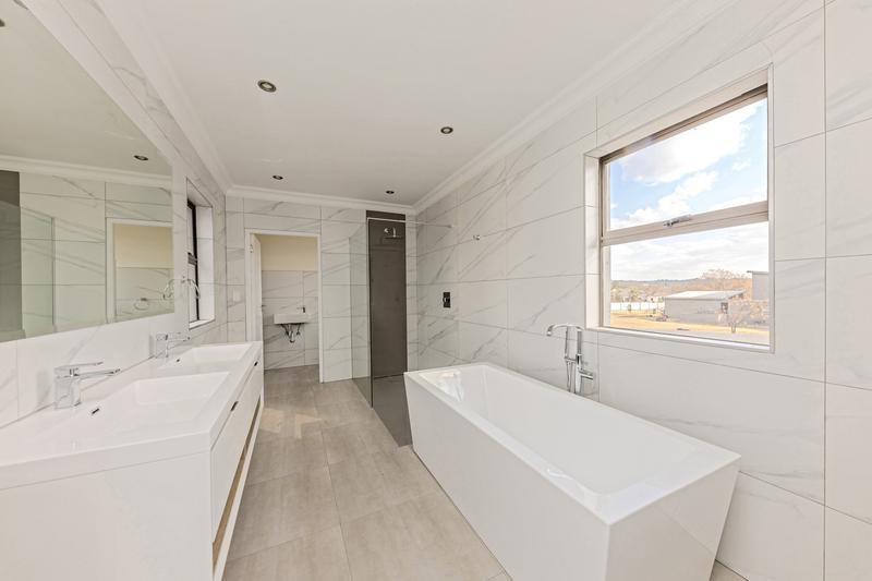 To Let 4 Bedroom Property for Rent in Lanseria Gauteng