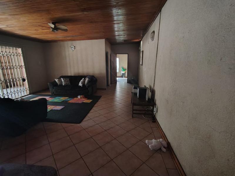 3 Bedroom Property for Sale in Klippoortje Gauteng