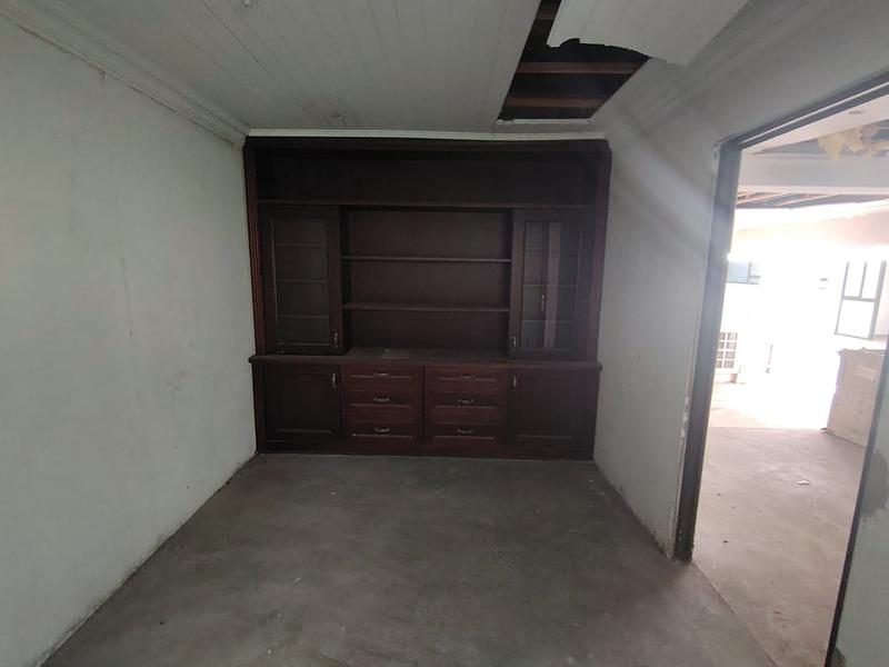 3 Bedroom Property for Sale in Klippoortje Gauteng