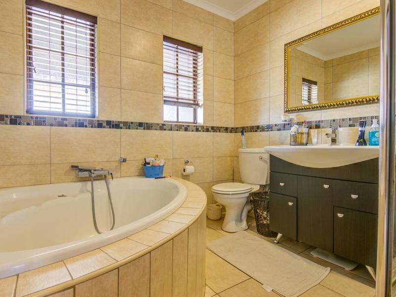 3 Bedroom Property for Sale in Blue Gill Estate Gauteng