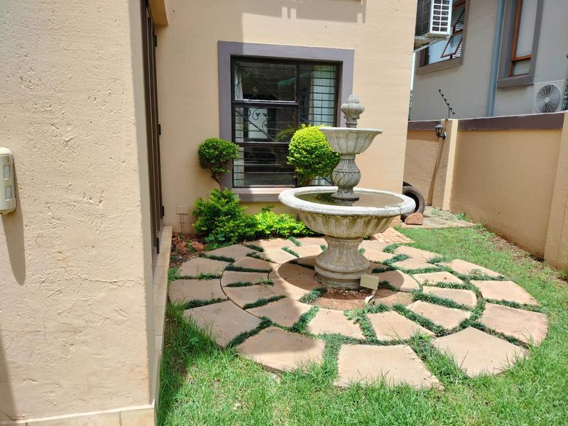 To Let 3 Bedroom Property for Rent in Waterkloof Ridge Gauteng