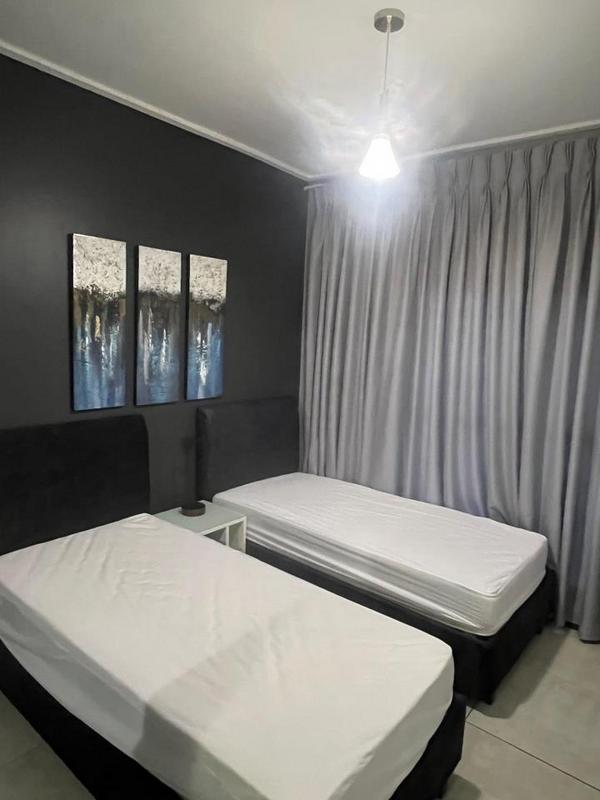 To Let 2 Bedroom Property for Rent in Waterfall Gauteng