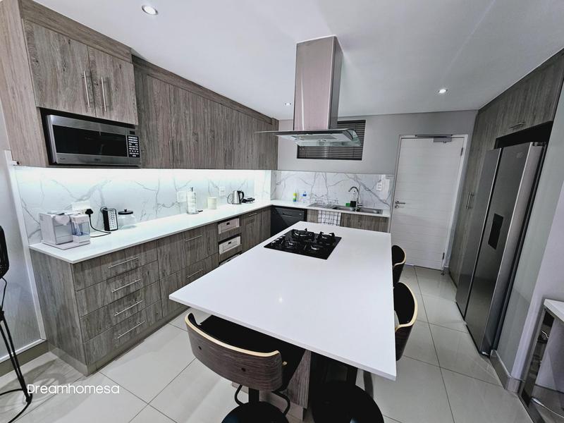 3 Bedroom Property for Sale in Broadacres Gauteng