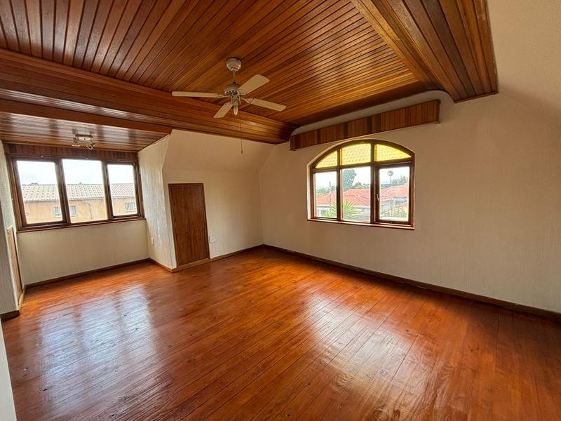 4 Bedroom Property for Sale in Sophiatown Gauteng