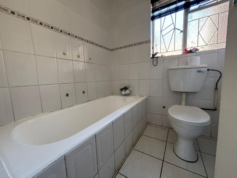 4 Bedroom Property for Sale in Sophiatown Gauteng