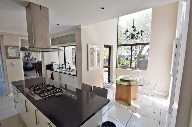 4 Bedroom Property for Sale in Morningside Manor Gauteng