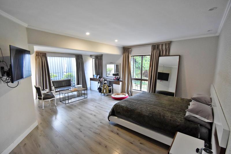 4 Bedroom Property for Sale in Morningside Manor Gauteng