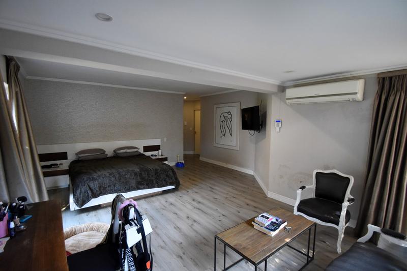 4 Bedroom Property for Sale in Morningside Manor Gauteng