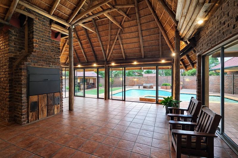 6 Bedroom Property for Sale in Hennopspark Gauteng