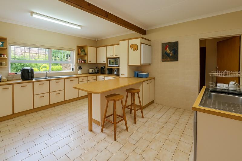 6 Bedroom Property for Sale in Hennopspark Gauteng