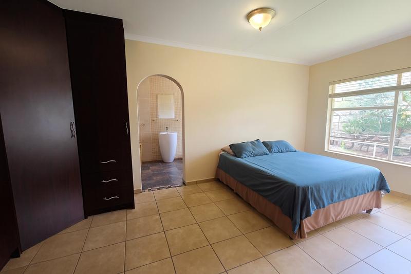 6 Bedroom Property for Sale in Hennopspark Gauteng