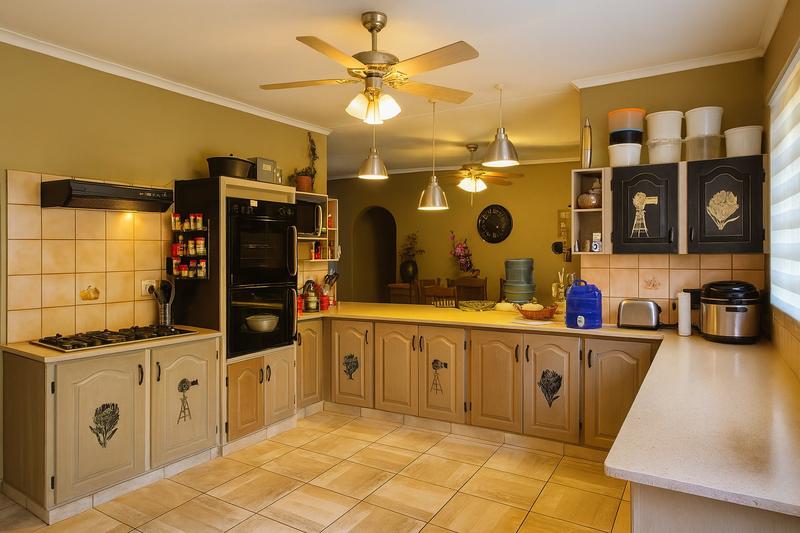 4 Bedroom Property for Sale in The Reeds Gauteng