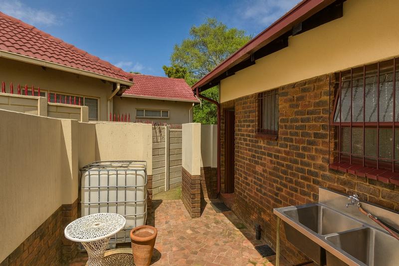 4 Bedroom Property for Sale in The Reeds Gauteng